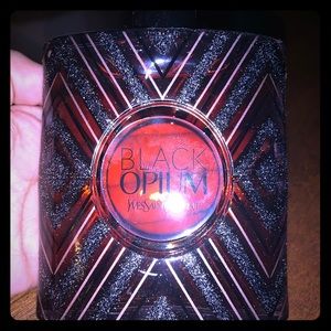 Yves saint Laurent Black Opium Nuit Blanche